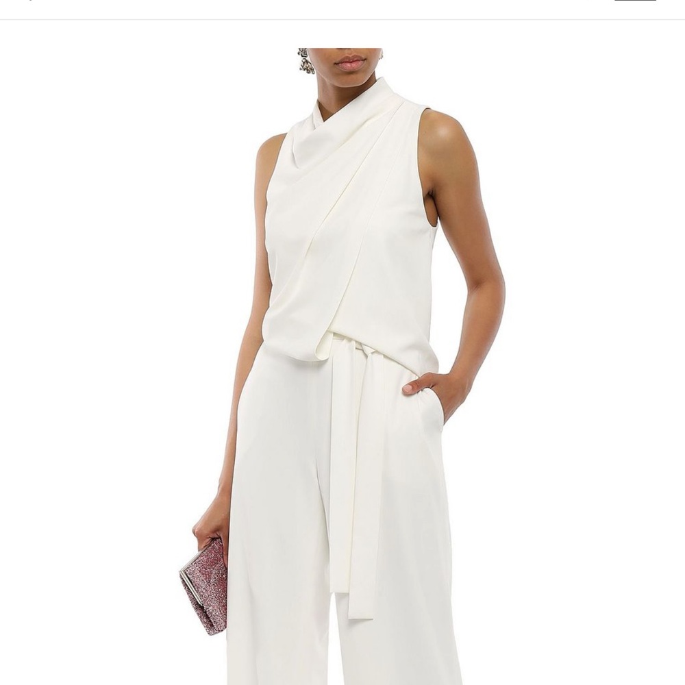 simple and elegant jumpsuit.
